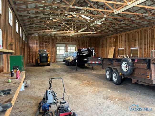 11961 Oak River Ln, House other with 2 bedrooms, 2 bathrooms and 2 parking in Whitehouse OH | Image 8