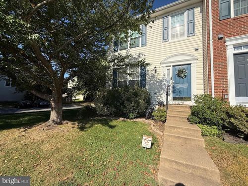 12061 Elliots Oak Pl, BRISTOW, VA, 20136-1259 | Card Image