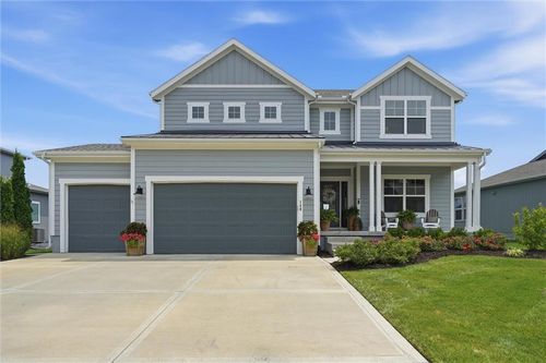 140 Riley St, Blue Springs, MO, 64064-4100 | Card Image
