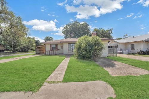 901 N N. Michigan Avenue, Mangum, OK, 73554 | Card Image