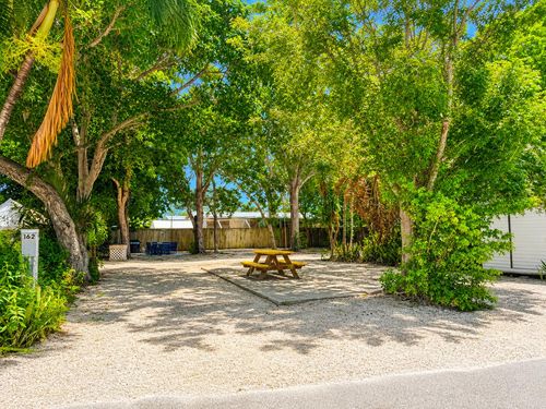 162-101551 Overseas Hwy, Key Largo, FL, 33037-4546 | Card Image