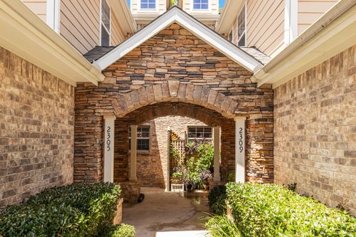 2305 Oklahoma Ave, Plano, TX, 75074-2068 | Card Image