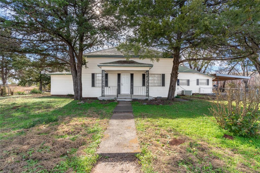 Illinois Ave, Chickasha, OK 73018