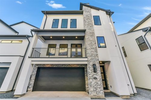 1904 Nantucket Dr, Houston, TX, 77057-2914 | Card Image