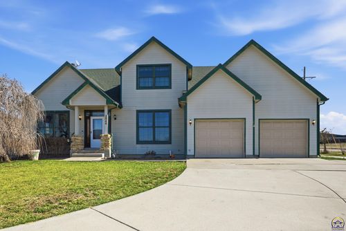 2848 Indian Hills Rd, Topeka, KS, 66614-6008 | Card Image