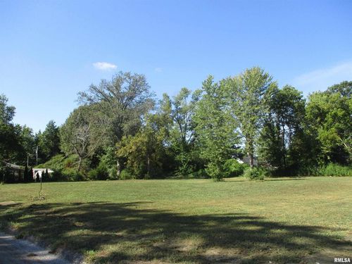 0000 N Buchanan St, Benton, IL, 62812 | Card Image