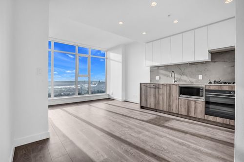 1603-505 Nelson St, Coquitlam, BC, V3J0R5 | Card Image