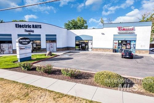6734 W State St, Boise, ID, 83714-7413 | Card Image