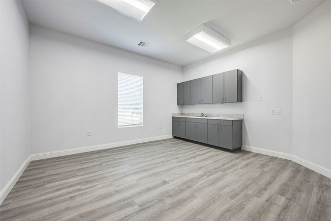 Exam room | Image 14