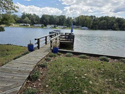 361 Reynolds Rd, Lexington, NC, 27292-5750 | Card Image