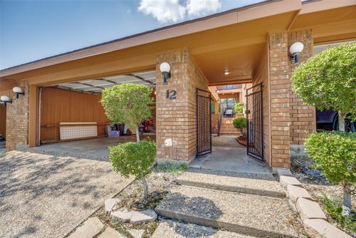 12 Village Green Ct, Denison, TX, 75020-3941 | Card Image