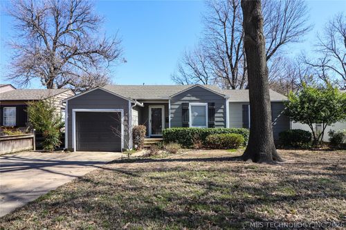 4227 Rockford Ave, Tulsa, OK, 74105-4043 | Card Image