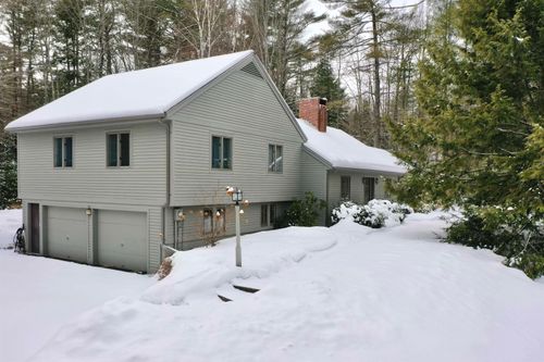 209 Fairway Lane, New London, NH, 03257 | Card Image