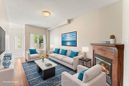 157 Cherokee Dr, Maple, ON, L6A2M7 | Card Image