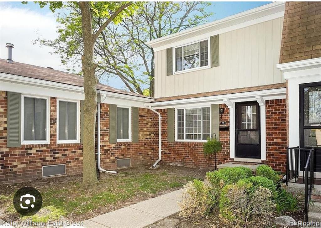 Wickham St, Royal Oak, MI 48073