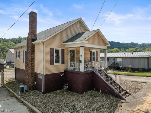 54490 National Rd, Bridgeport, OH, 43912-9717 | Card Image