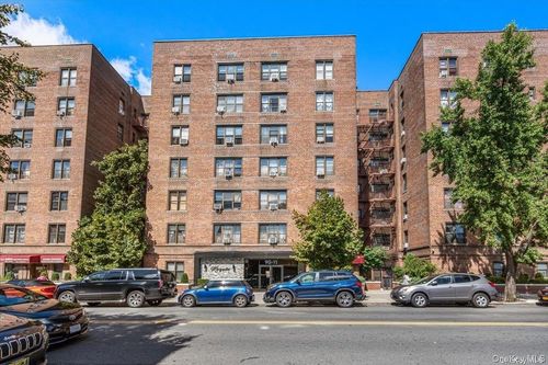 apt-1d-90-11 35th Ave, Jackson Heights, NY, 11372-5838 | Card Image
