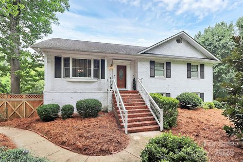 6500 Old Providence Rd, Charlotte, NC, 28226-7732 | Card Image