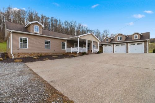 857 Gawthrop Rd, Grafton, WV, 26354-7521 | Card Image