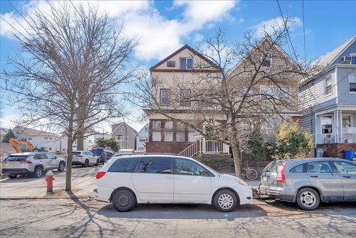 84-86 West 52nd St, Bayonne, NJ, 07002 | Card Image