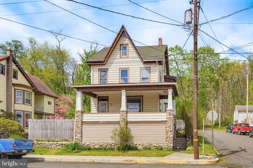 1947 E Grand Ave, TOWER CITY, PA, 17980-1321 | Card Image