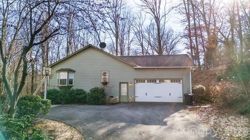 241 Crocus Ln, Sylva, NC, 28779-7868 | Card Image