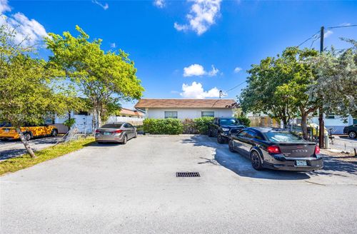 240 Se 9th Ave, Pompano Beach, FL, 33060-7360 | Card Image