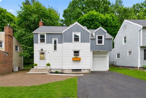 39 Stonecliff Dr, Greece, NY, 14616-3309 | Card Image