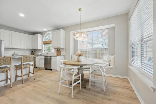 7205 Fair Valley Way, House other with 4 bedrooms, 4 bathrooms and null parking in Plano TX | Image 11