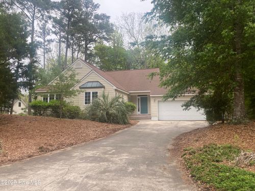 102 Chestnut Ct, Pine Knoll Shores, NC, 28512-6206 | Card Image