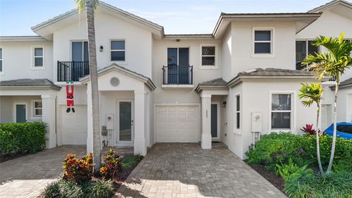 6989 Pines Cir, Coconut Creek, FL, 33073-2749 | Card Image