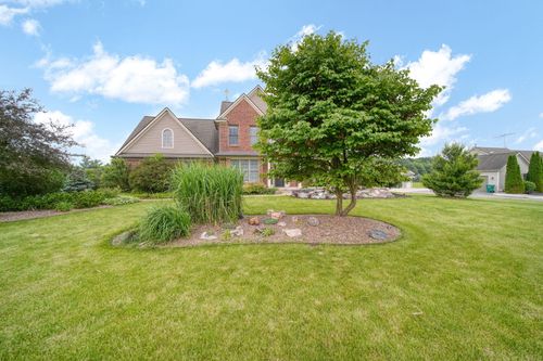 874 Pinecrest, Dexter, MI, 48130-8405 | Card Image