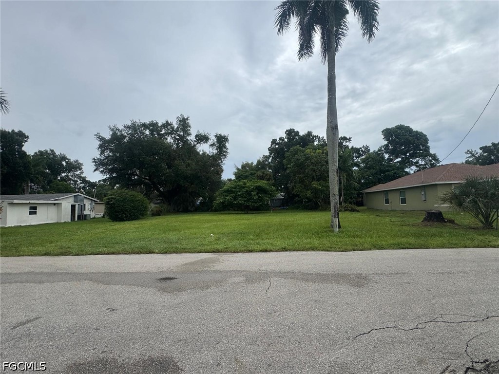 Land in Fort Myers