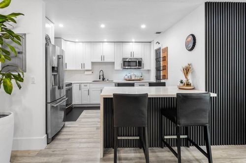 8014 Ambach Way, Hypoluxo, FL, 33462-6149 | Card Image