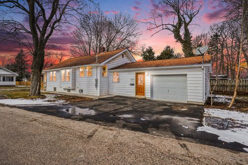 201 Ilene St, Sturgis, MI, 49091-1532 | Card Image