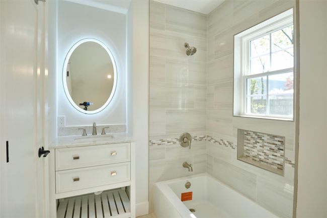 34 State St, House other with 2 bedrooms, 2 bathrooms and 3 parking in New Rochelle NY | Image 18
