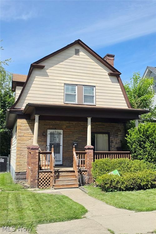 1435 Ridge Ave, Steubenville, OH, 43952-1542 | Card Image