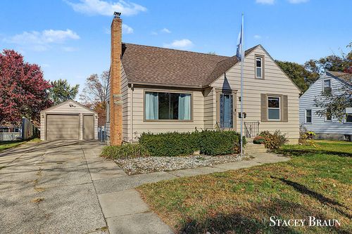 1129 Northwood St Ne, Grand Rapids, MI, 49505-3705 | Card Image