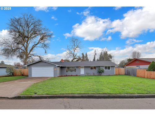 124 E Anchor Ave, Eugene, OR, 97404-1702 | Card Image