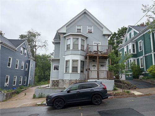60 Cypress St, Providence, RI, 02906-1811 | Card Image