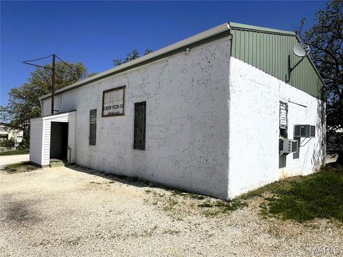 931 Business Highway 61 N, Bowling Green, MO, 63334-1353 | Card Image