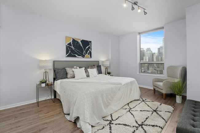 APT-1301 - 330 W Grand Ave, Home with 2 bedrooms, 2 bathrooms and null parking in CHICAGO IL | Image 12