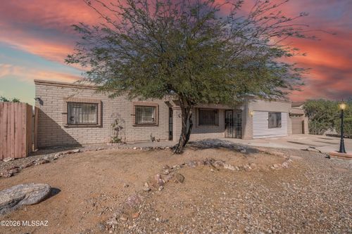 7855 E 34th Street, Tucson, AZ, 85710 | Card Image