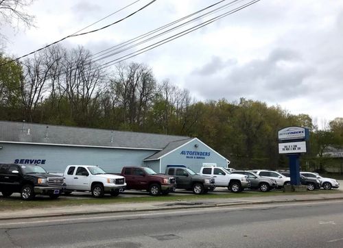 969 Union Ave, Laconia, NH, 03246-2557 | Card Image