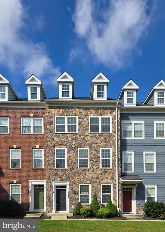 Logans Way, Ellicott City, MD 21043