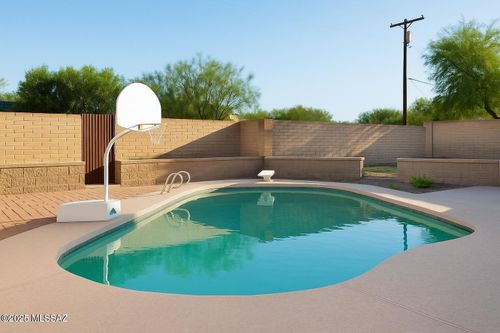 2175 W Rainbow Ridge Rd, Tucson, AZ, 85745-1829 | Card Image