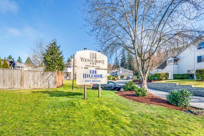 226 - 22555 116 Avenue, Townhouse with 2 bedrooms, 2 bathrooms and 1 parking in Maple Ridge BC | Image 32