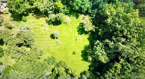 34037 W 9 Mile Rd, Farmington, MI, 48335-4715 | Card Image