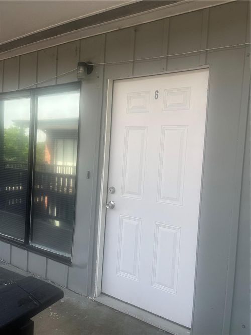 apt-6-1204 Saint Joseph St, Houston, TX, 77023-1735 | Card Image