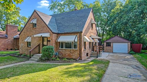 5014 N 74th St, MILWAUKEE, WI, 53218-3823 | Card Image